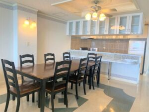 4 Bedroom unit Available in Sunabe Seawall!!